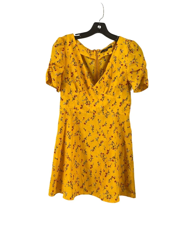 Dress Casual Short By Zaful In Yellow, Size: M Printed Denim Skirt